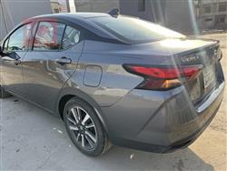 نيسان فيرسا